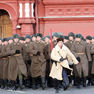 По Красной площади — торжественным маршем!
